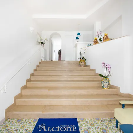 Alcione 4*