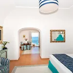 Πανσιόν Alcione 4*